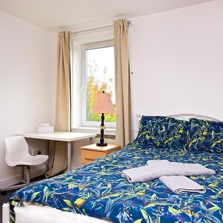 Liverpool City Stays - Economy Room - Close To Airport Ee1 Buitenkant foto