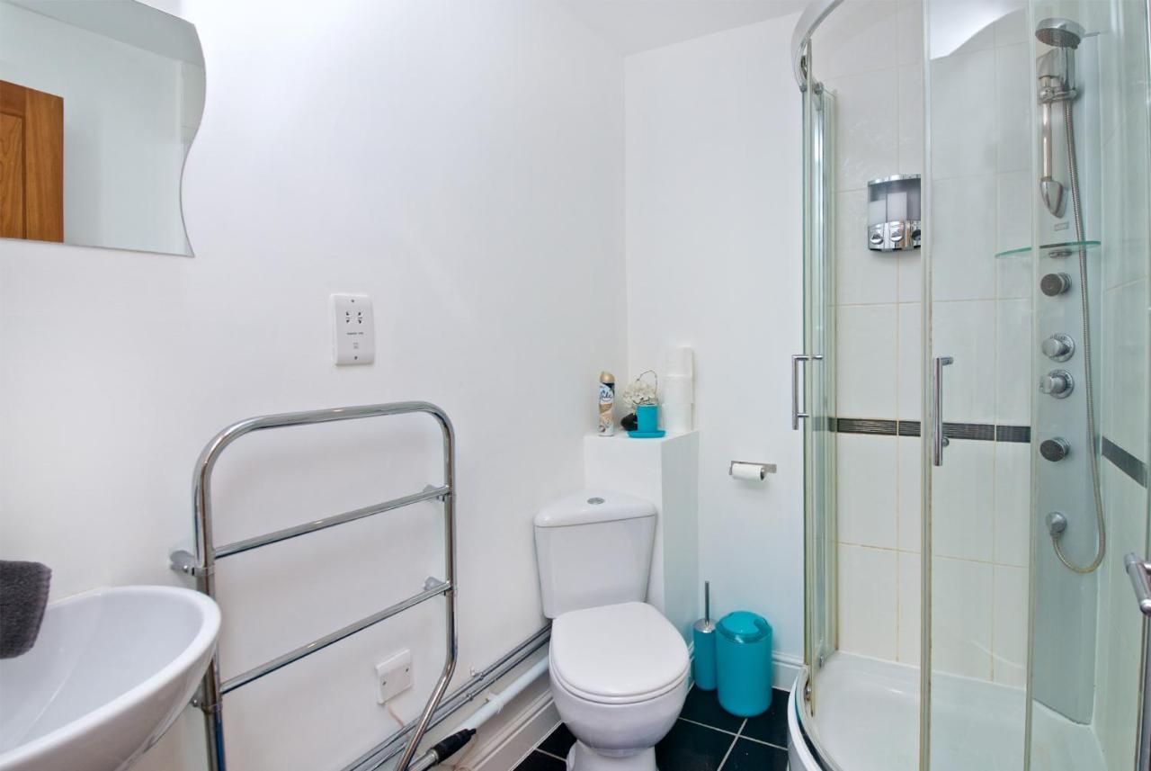 Liverpool City Stays - Economy Room - Close To Airport Ee1 Buitenkant foto